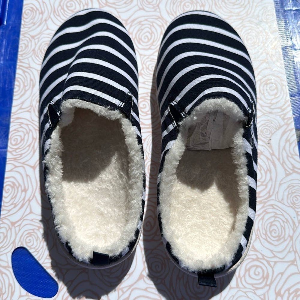 Waco Shoe Company Blue & White Striped Dundee Slipper size 7.5 D